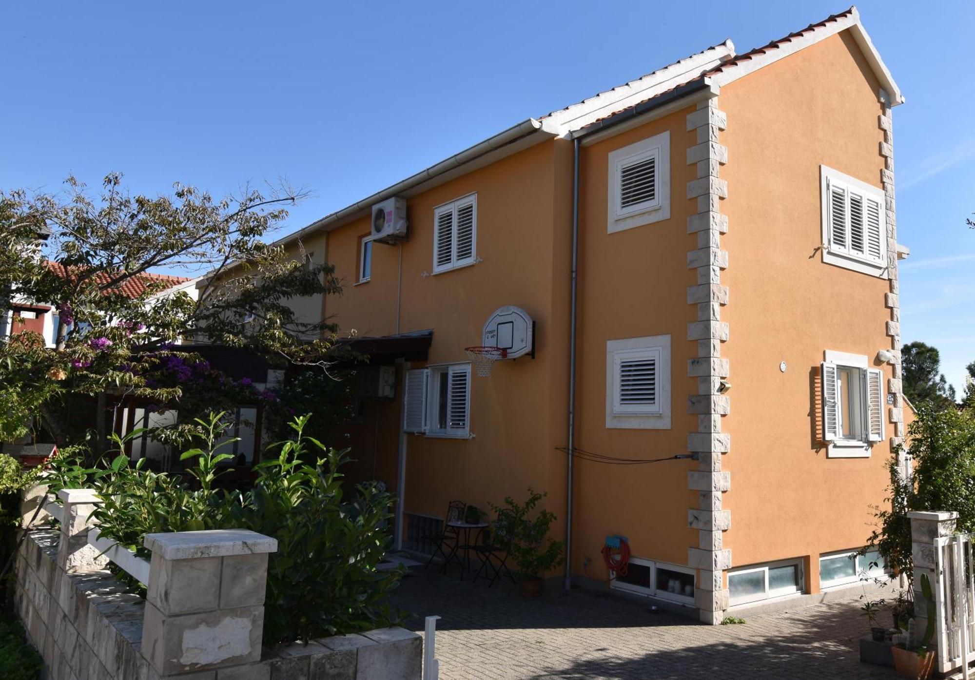 Apartment Andrea Orebic Exterior photo